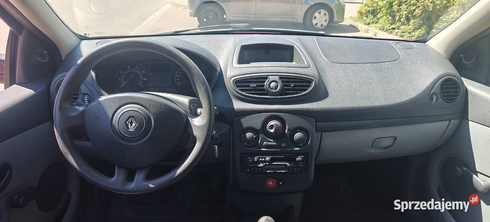 Renault Clio III 11 2005 1200cm3 Płońsk