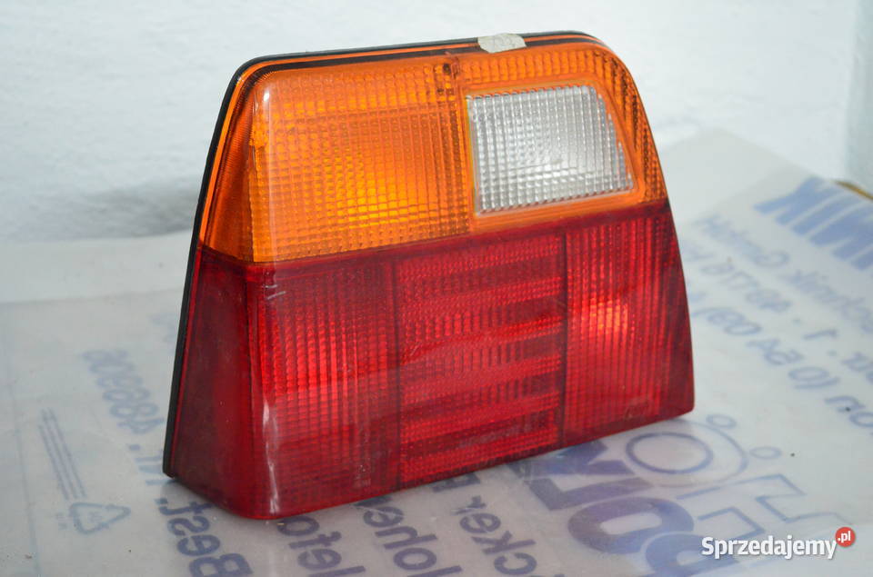 Lampa tylna lewa FSO Polonez CARO nowa osobowe Części samochodowe Strzegom