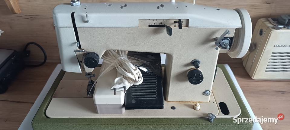 Maszyna do szycia Łucznik 466 Narzędzia