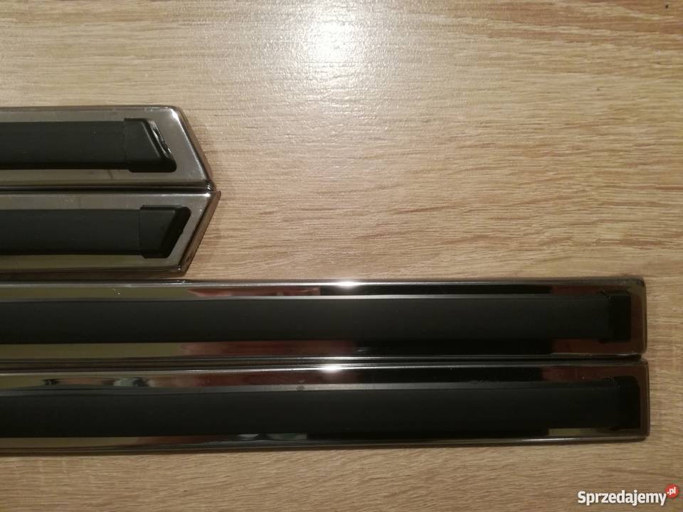 FIAT 125p FSO listwy ozdobne drzwi komplet osobowe śląskie Katowice