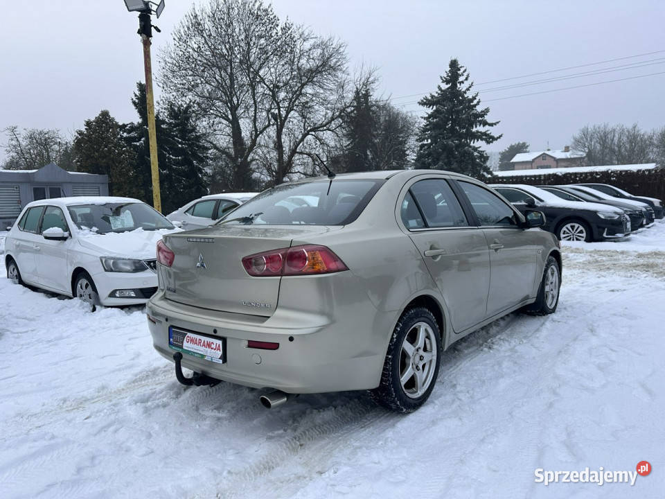 Mitsubishi Lancer 15 benzynaBogata