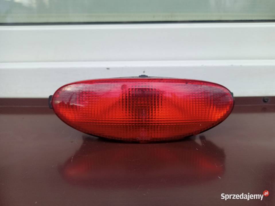 Peugeot 206 lampa tył tylna przeciwmgielna w Motoryzacja Sieradz
