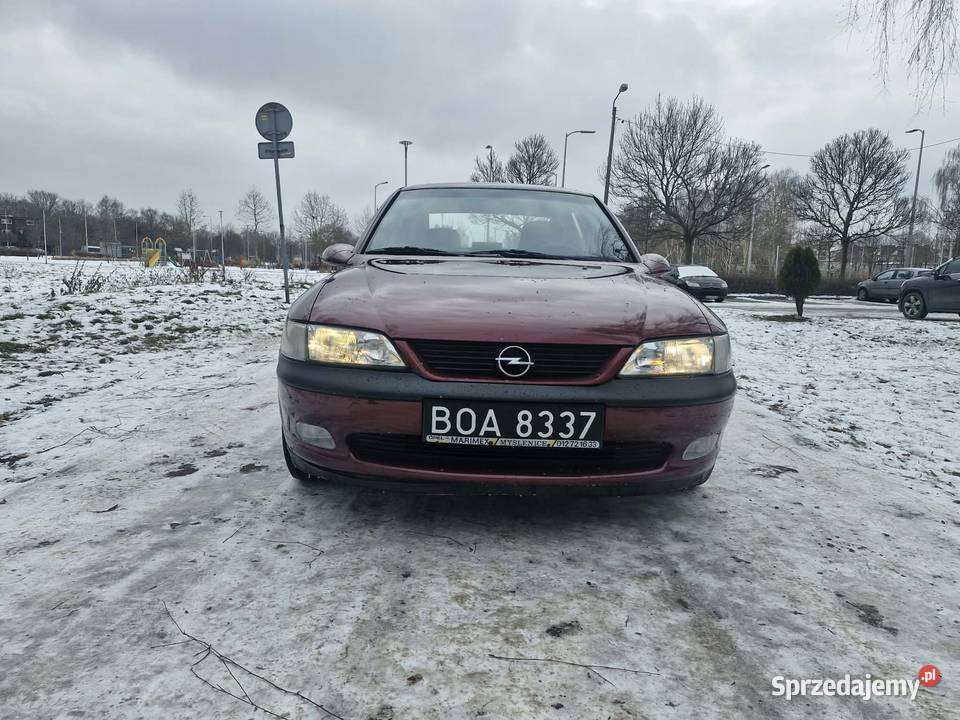 Zadbany opelek benzyna Oświęcim