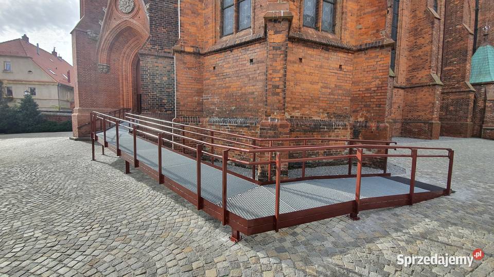 Podjazd osoby niepełnosprawnej rampa pochylnia Kraków