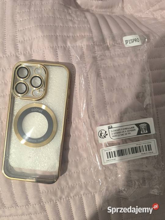 Etui iPhone 15 pro złote Łęczna