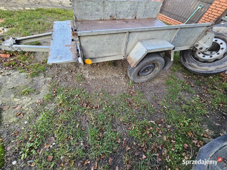 Przyczepka masywna ocynk niewiadów przyczepa Młodzieszyn