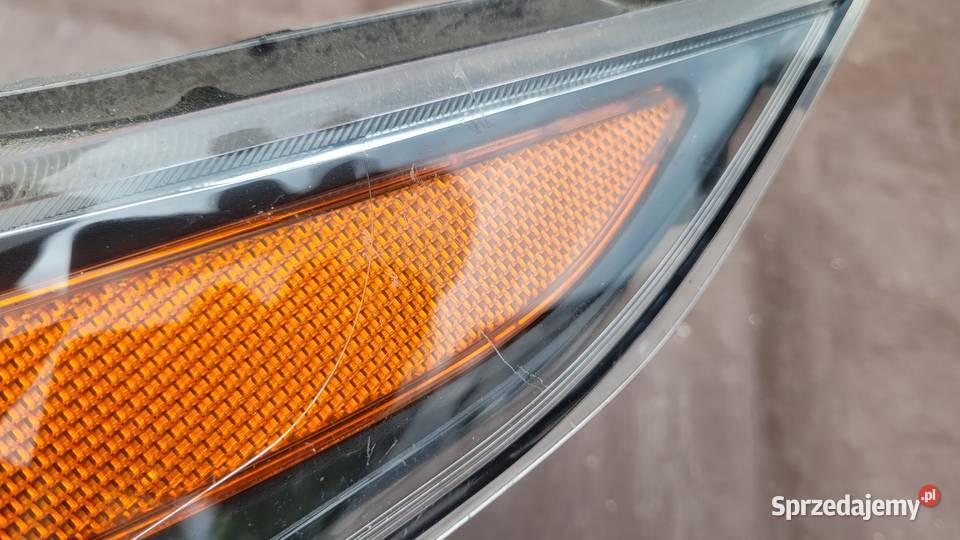 FORD Transit Tourneo Connect REFLEKTOR LEWY