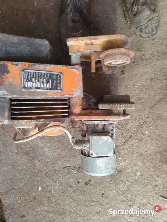 Wciągarka łańcuchowa typ M8093M Balkancar Chromiec sprzedam