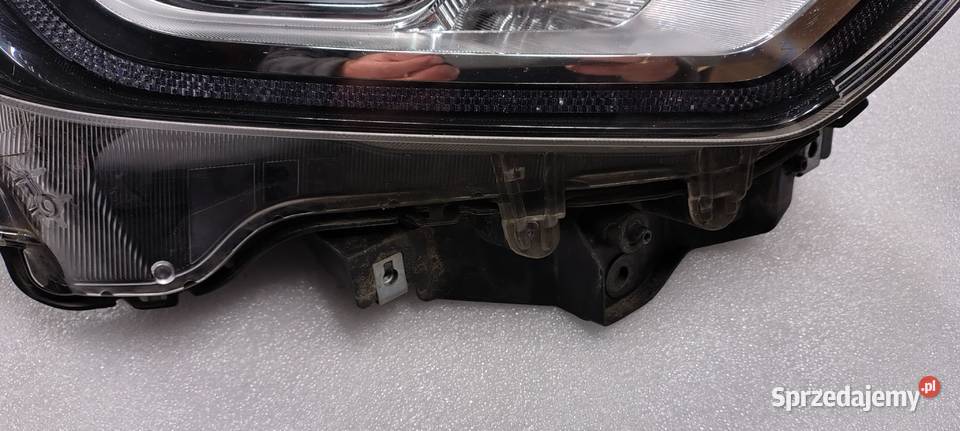 Suzuki Swift LED 2018 2024 lampa prawy przód Targowisko