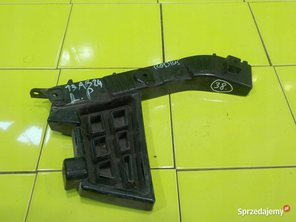 SSANGYONG RODIUS II TURISMO 20 B 14r slizg