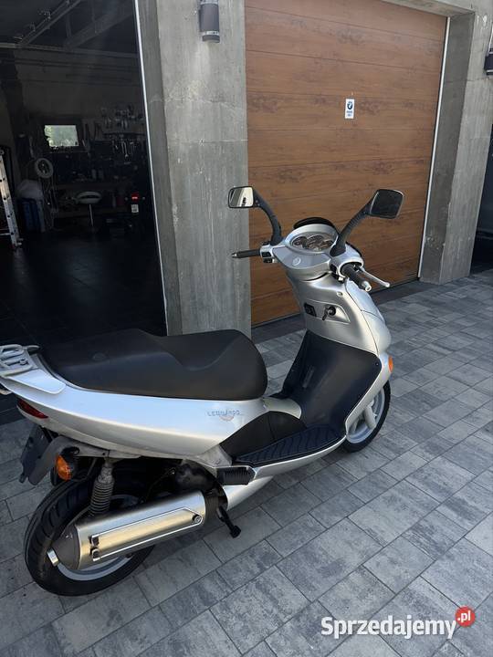 Skuter Aprilia 125 czterosuwowy lubelskie sprzedam