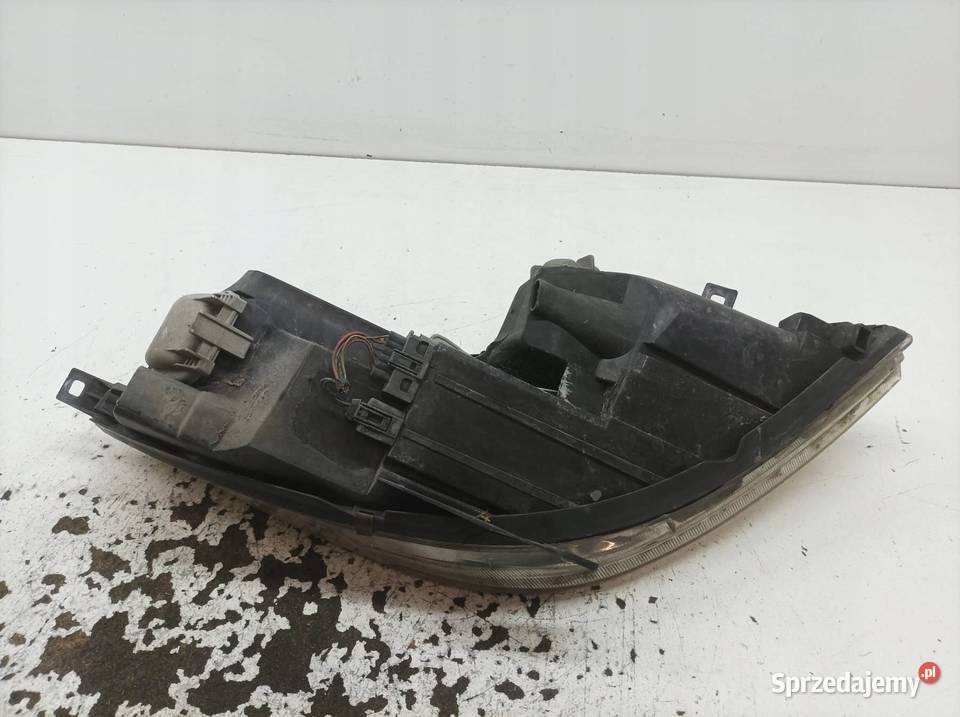 LAMPA PRZÓD LEWA 8301A283 0301208201 Mitsubishi