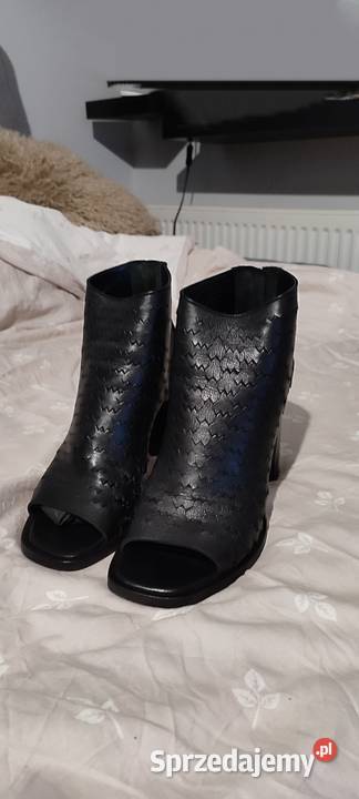 Buty Damskie Strategia czarny Jelenia Góra