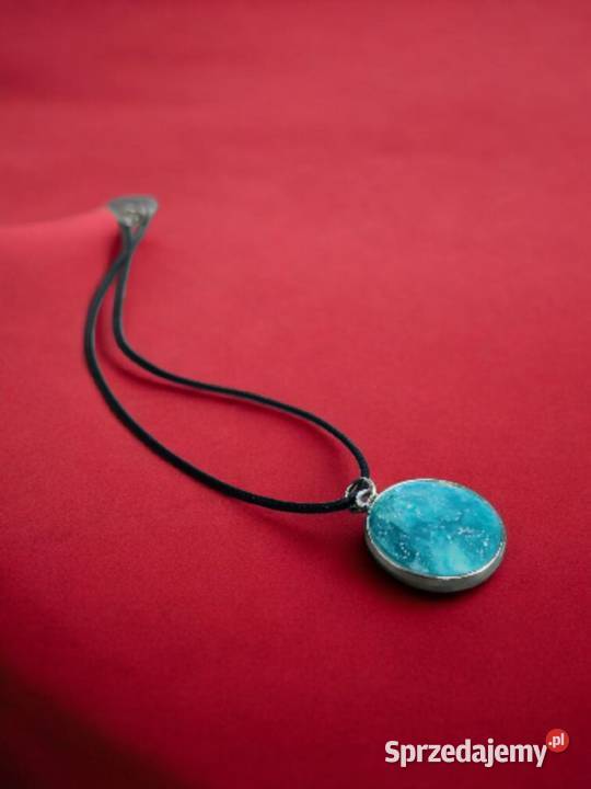 Turkusowy Ręcznie Robiony Wisiorek z Żywicy Naszyjniki Sanok sprzedam