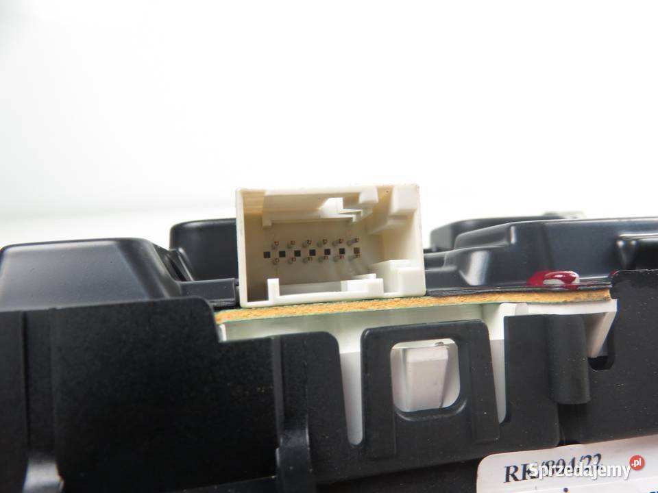 LICZNIK OPEL VECTRA C 20 DTI 13159804BT