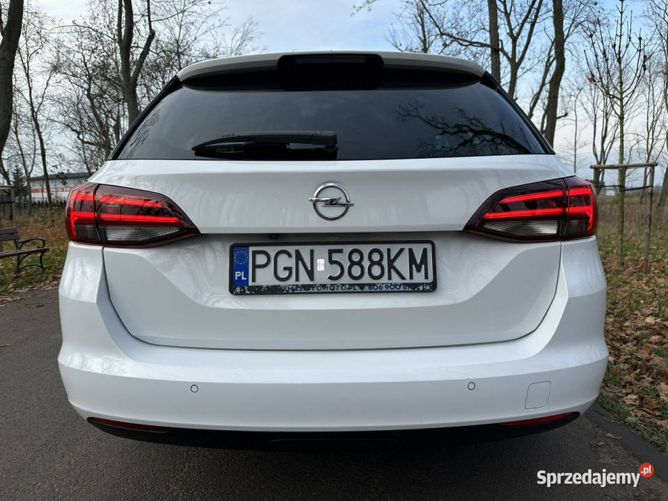 Opel Astra Cosmo Sport Tourer 16 CDTI 136 2018r 136KM Józefkowo