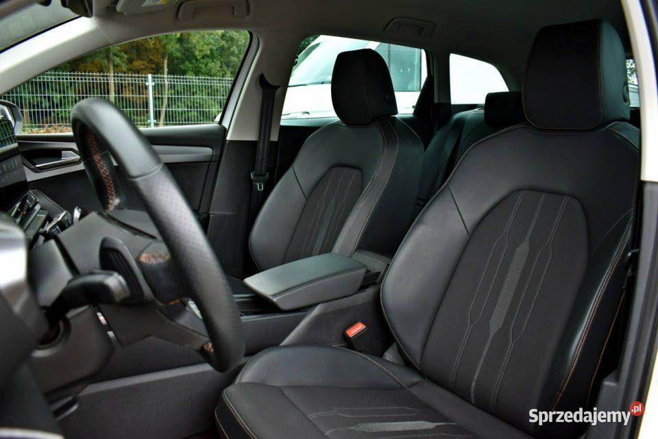 Cupra Leon Bezwypadkowy Salon Polska Serwis ASO łopatki zmiany biegów Łódź