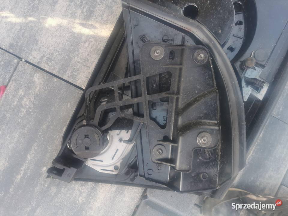 Półka skrzydełka renault megane cabrio osobowe Nowy Żmigród sprzedam