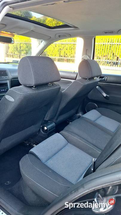 Volkswagen Golf 4 16 benzyna wersja Dębica