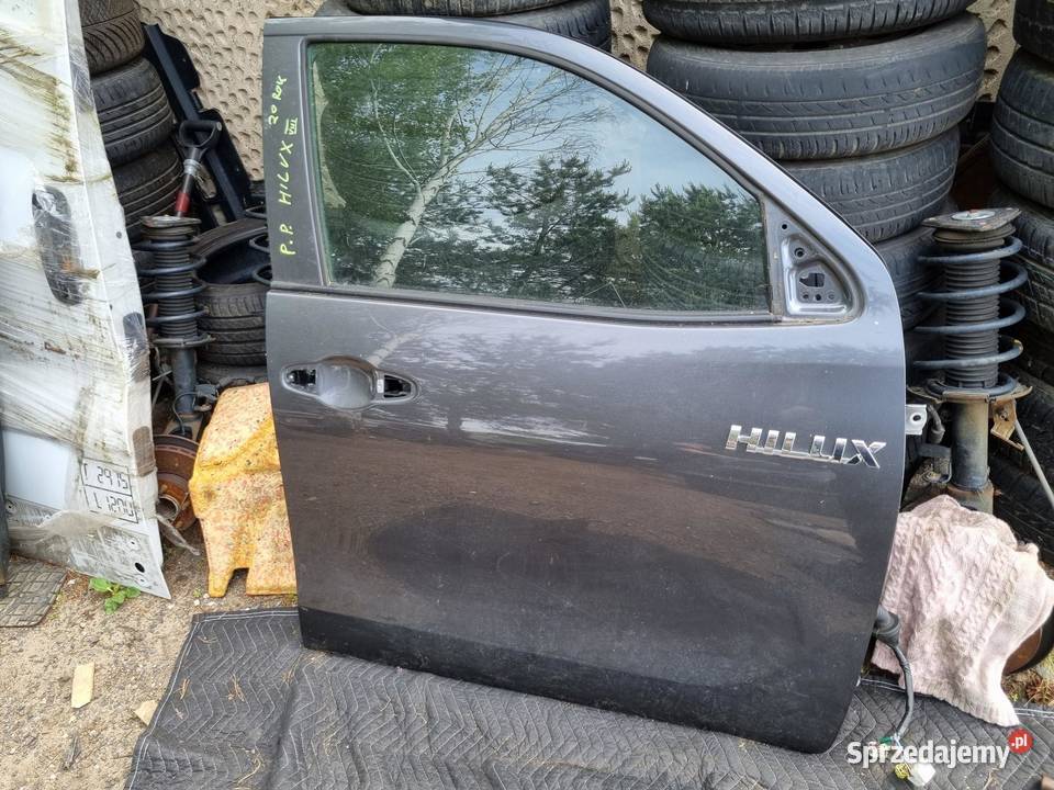 DRZWI PRAWY PRZÓD TOYOTA HILUX VIII DRZWI PRAWY osobowe