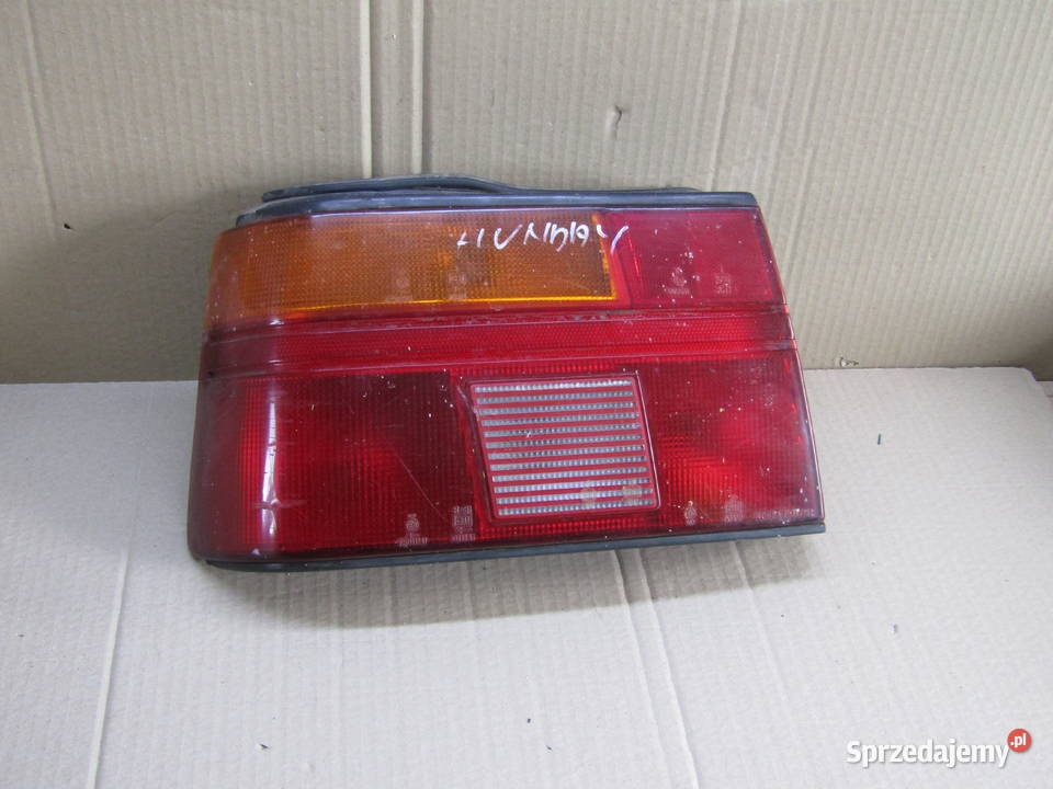 LAMPA TYLNA LEWA HYUNDAI PONY EXCEL 1989 95r Lampy tylne Mysłaków
