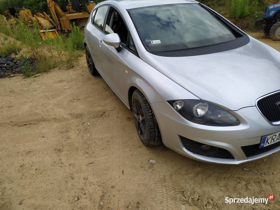 Seat leon 16 diesel skóry 105 koni małe spalanie nieuszkodzony Tenczynek