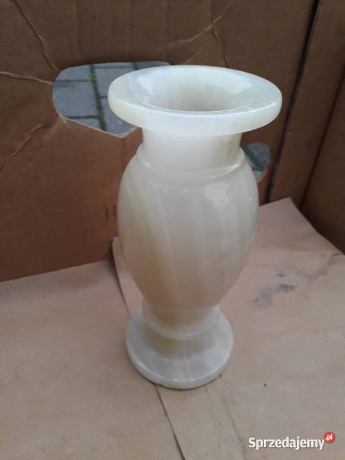 Eleganckie wazony alabaster
