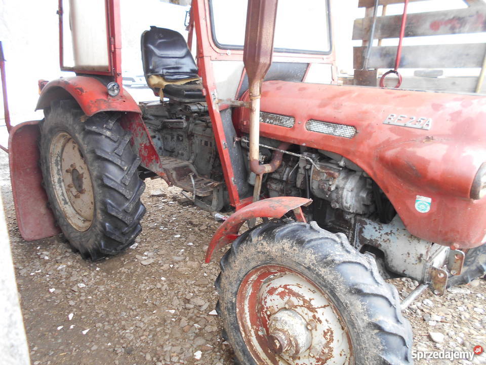 ciągnik lindner bf25a Napęd 4x4 Łużna