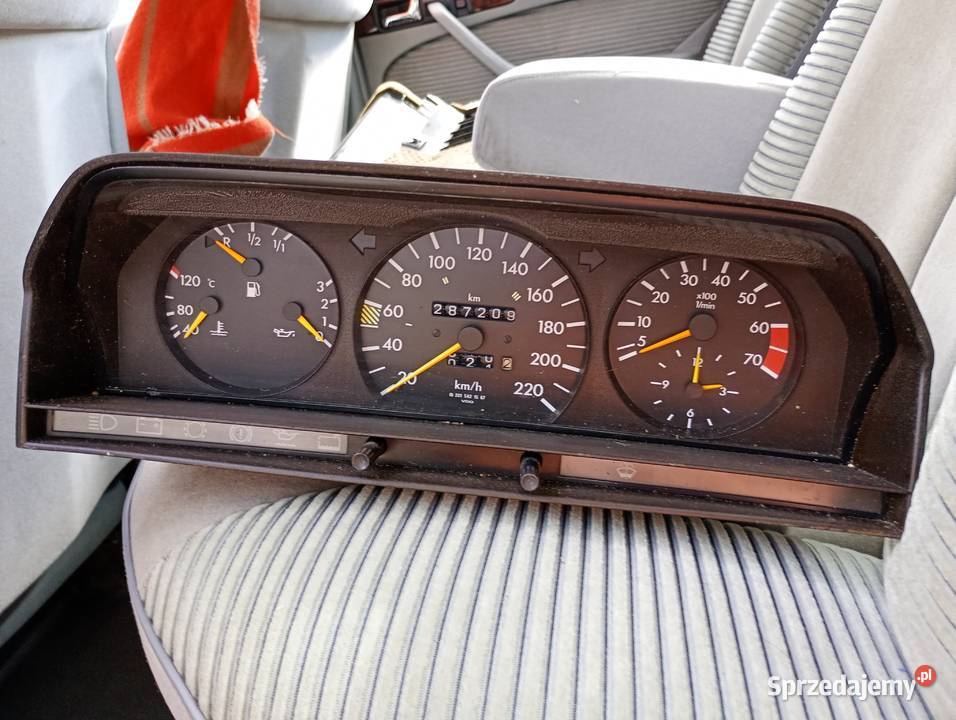 LICZNIK ZEGARY MERCEDES W201