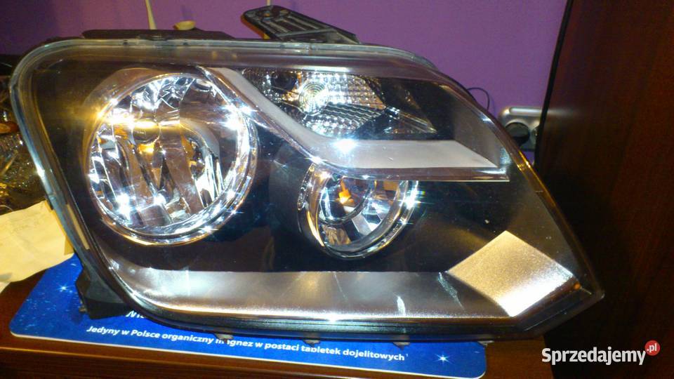 Volkswagen Amarok lampa przednia prawa Łódź sprzedam