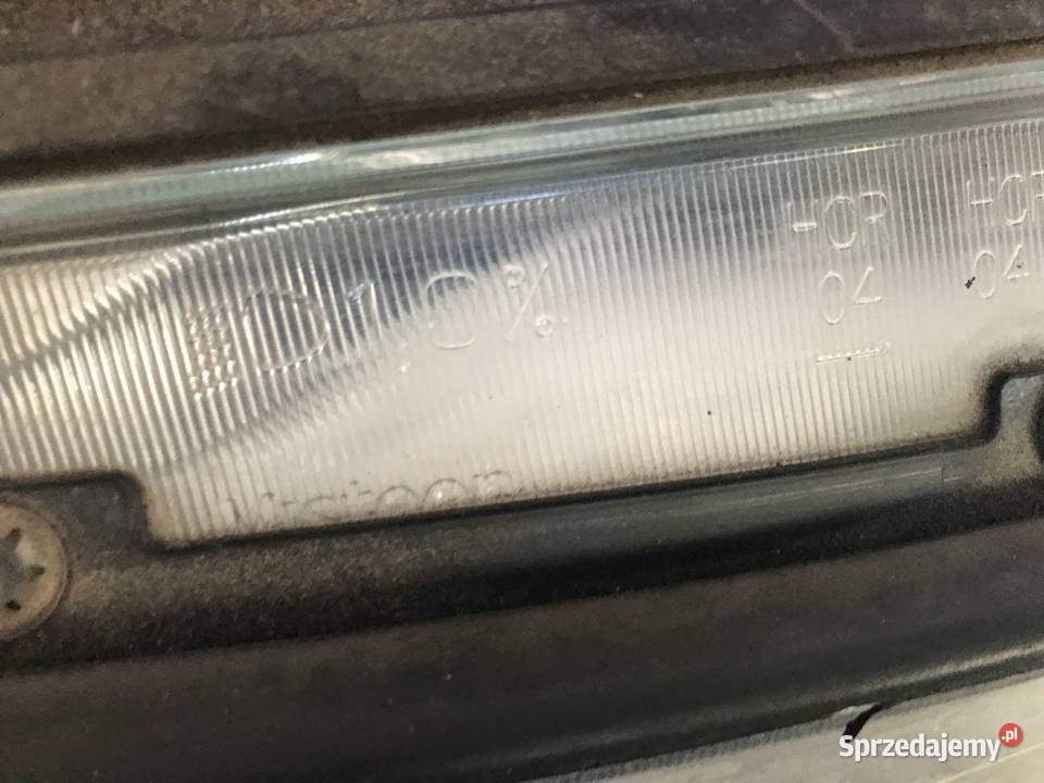 Ford Focus Mk 1 0104 Lampa Przód Przednia Prawa Bolesławiec