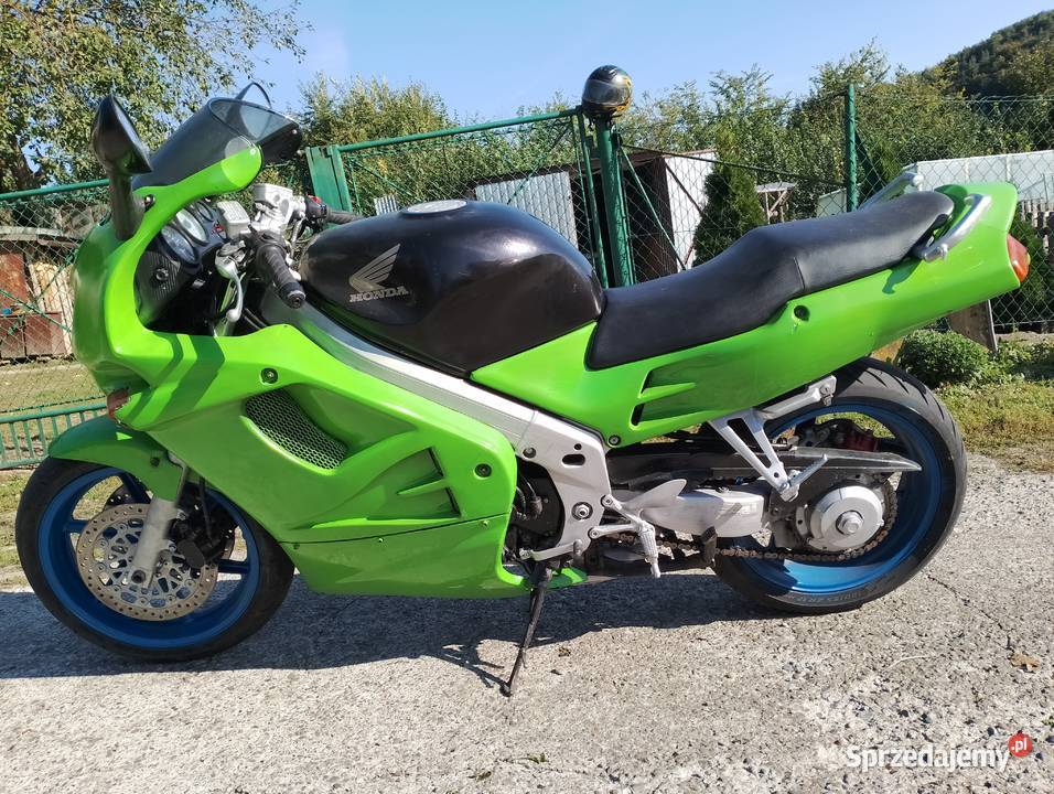 Honda 750 vfr Pruchnik