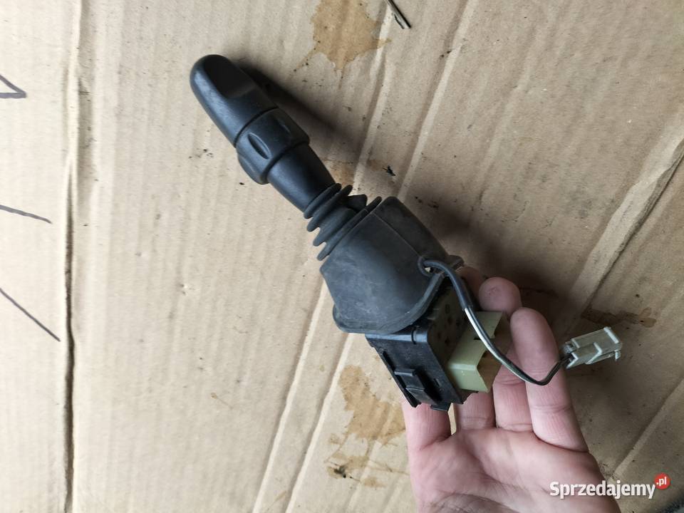 96251298 PRZELACZNIK WYCIERACZEK NUBIRA Kamień-Kolonia