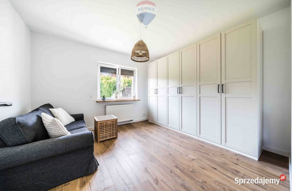 Dom wolnostojący zadbany nowy ogród Robakowo 176m2