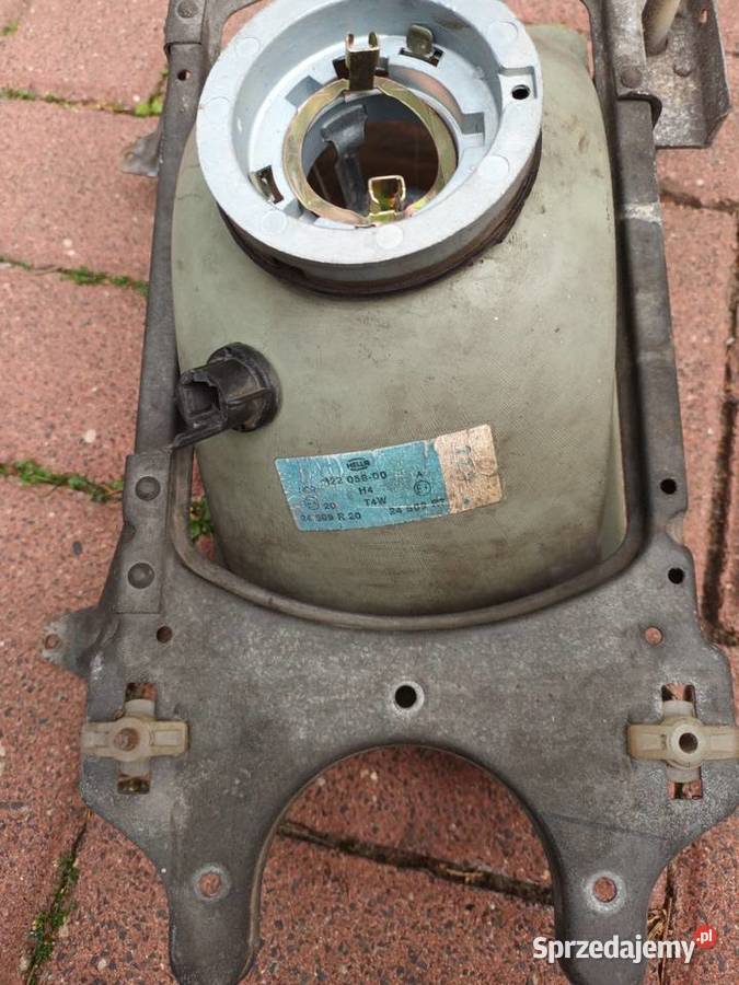 Audi 80 b2 lampa prawa wielkopolskie