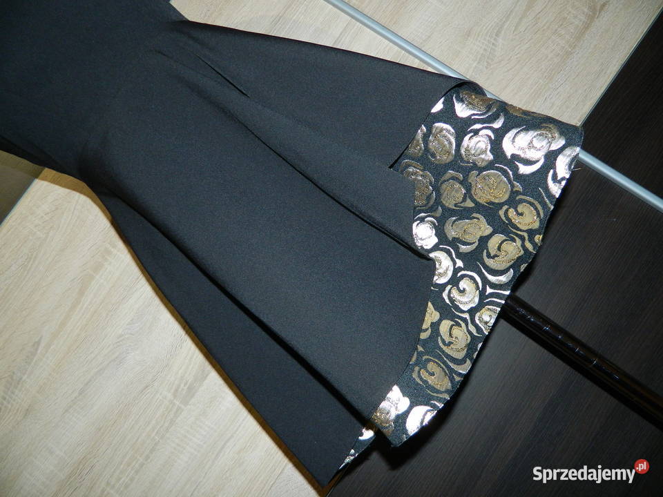 LuxWear mała czarna 36