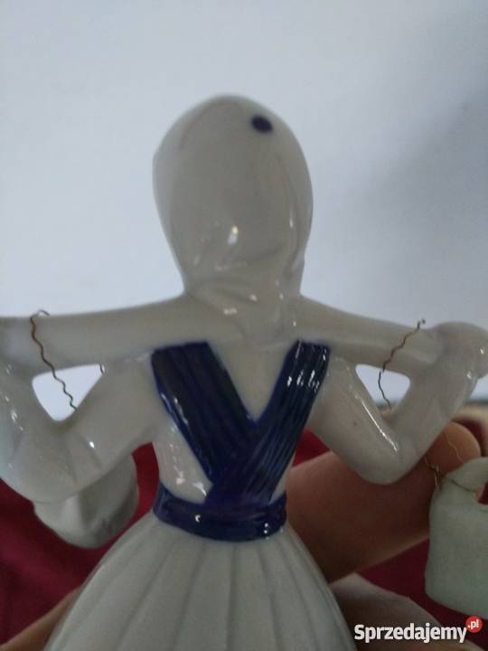 Figurka kobieta z wodą Antyki, Sztuka, Kolekcje Ropa sprzedam