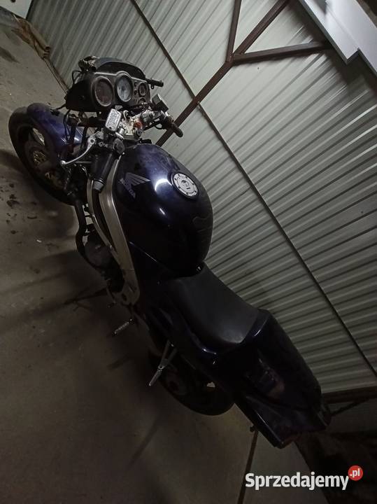 Honda Vfr 750 RC 36 1997 PT i OC jest Zbuczyn