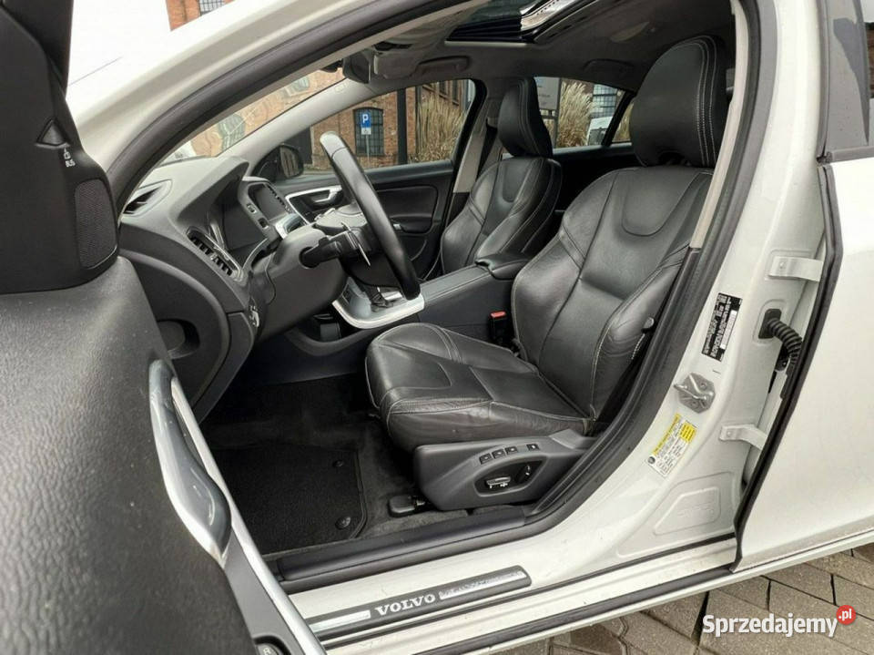 Volvo S60 20 T5 DYNASMIC Key less go Skóra Navi czujnik deszczu Sokołów Podlaski