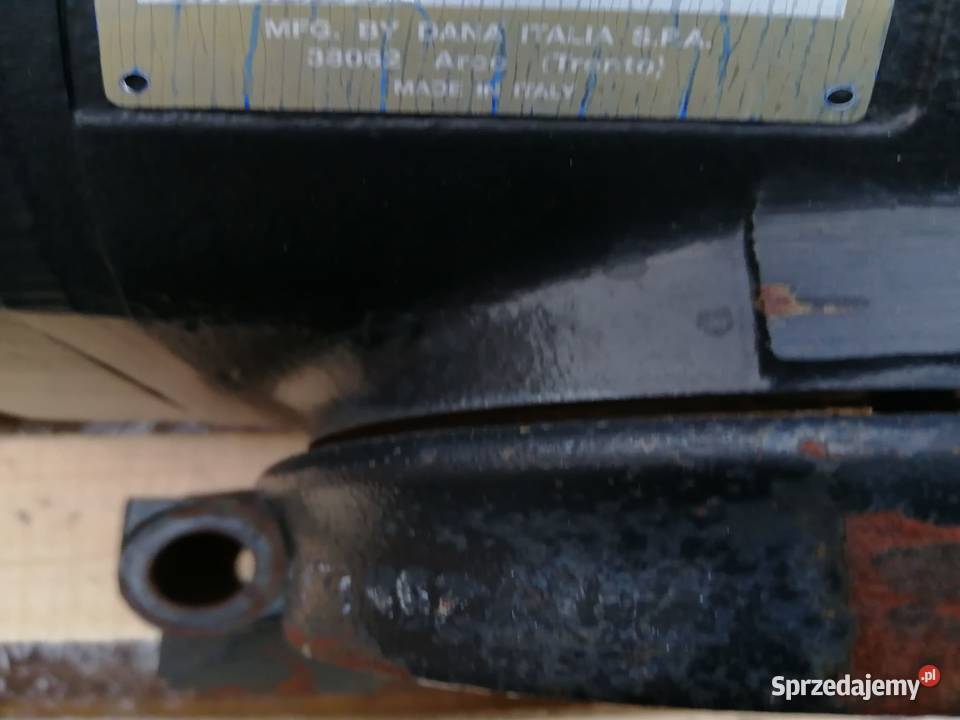 Atak kompletny tył JLG 742 Spicer Wilkowo sprzedam