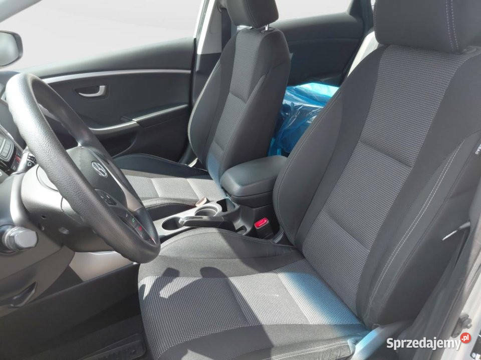 HYUNDAI i30 2016r Salon Tempomat 55436km Warszawa