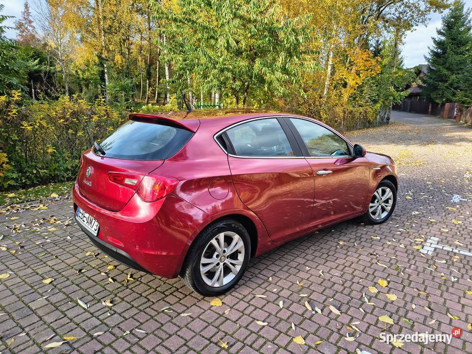 Alfa Romeo Giulietta 16 JTDm nowe opony DNA Giulietta