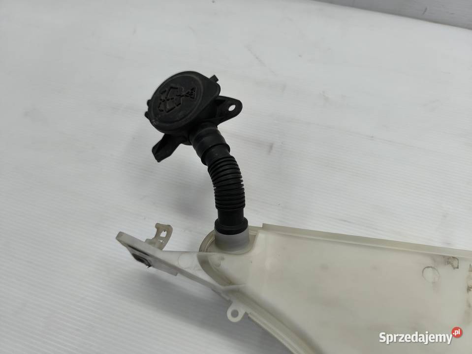 ZBIORNICZEK POMPKA SPRYSKIWACZA BMW F20 7241673 osobowe wielkopolskie