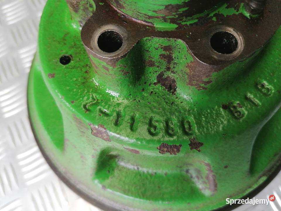 Piasta John Deere 1165 1166 1170 1174 1175 1177 Części zamienne Zajęczniki