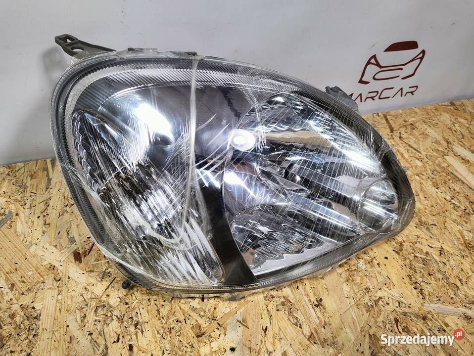 Lampa Prawy Przód Toyota Yaris XP10 Lift 0306 Pleszew