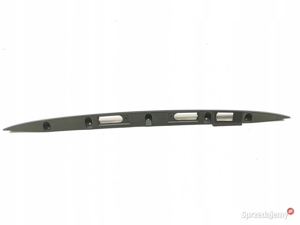 LISTWA KLAPY BAGAŻNIKA JEEP GRAND CHEROKEE 01