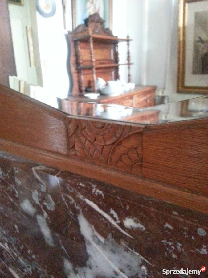 Okazała toaletka z marmurowym blatem Puławy