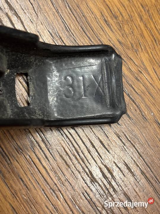 Bagażnik THULE 950 Kompletny Zestaw Belki Komorów