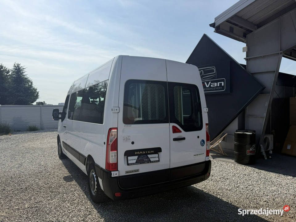 Renault Master L2H2 średniak 8osobowy lift immobilizer
