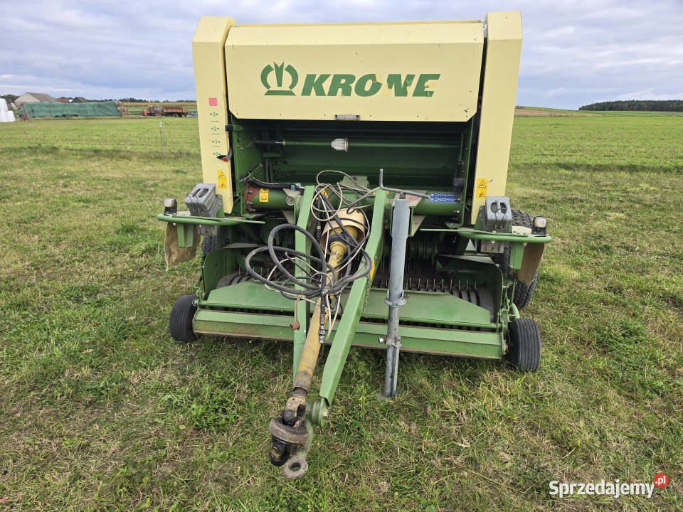 Prasa zwijająca KRONE Round Pack MULTICUT 1250 Krone Wizna